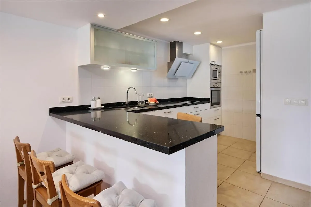 Sea Frontline Apartment 'Ernesto'. Pool. Wifi Santanyi